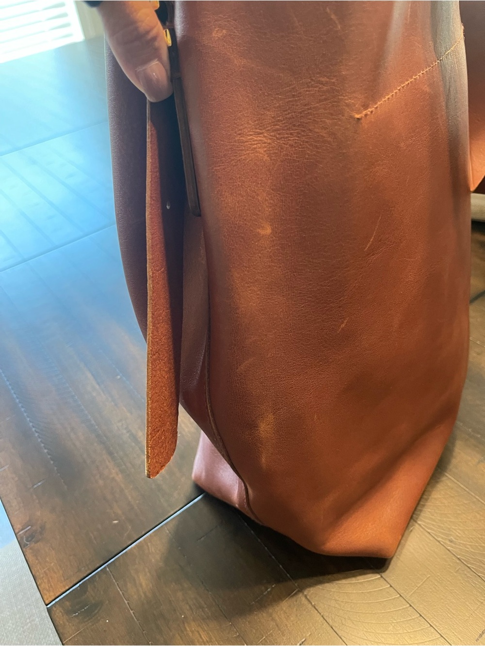 Madewell Leather Essential Tote in Chestnut Brown - Picture 10 of 12